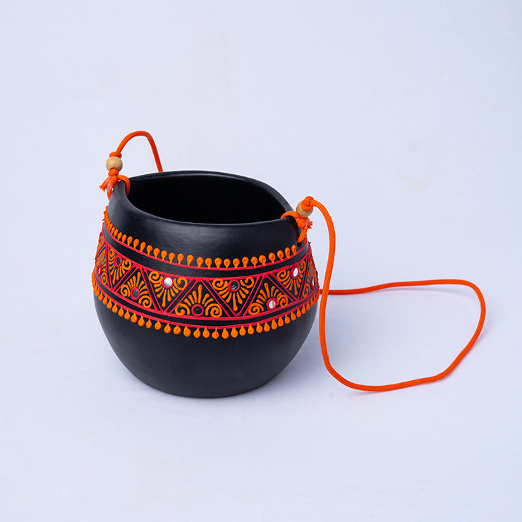 Maison Terracotta Hand-Painted Hanging Planter (2 Colors)