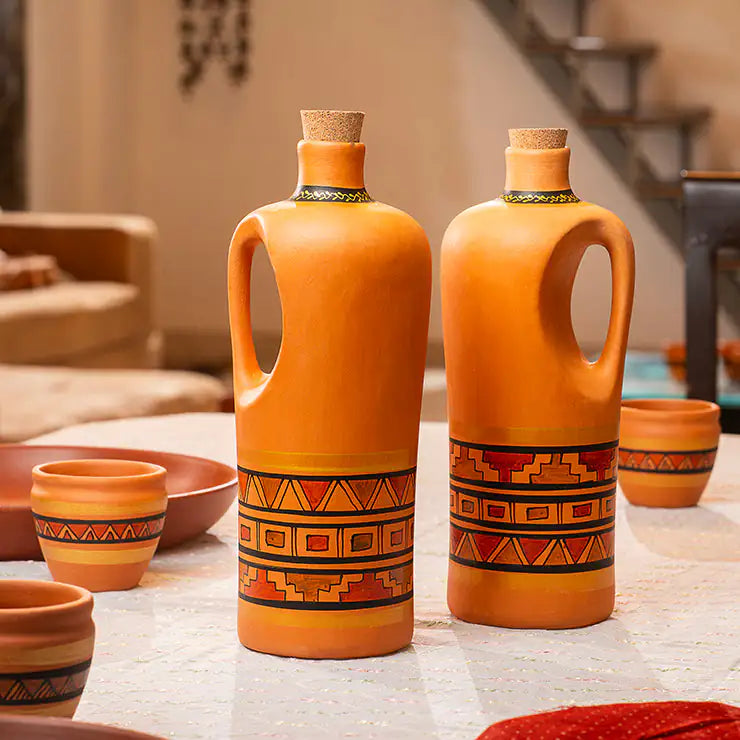 Handmade Terracotta Bottle with Cork & Handle (1.5L) - Hand Painted
