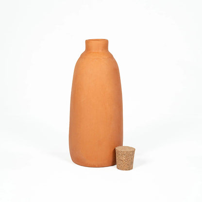 Maison Terracotta handmade terracotta water bottle 850 ml with natural cork stopper