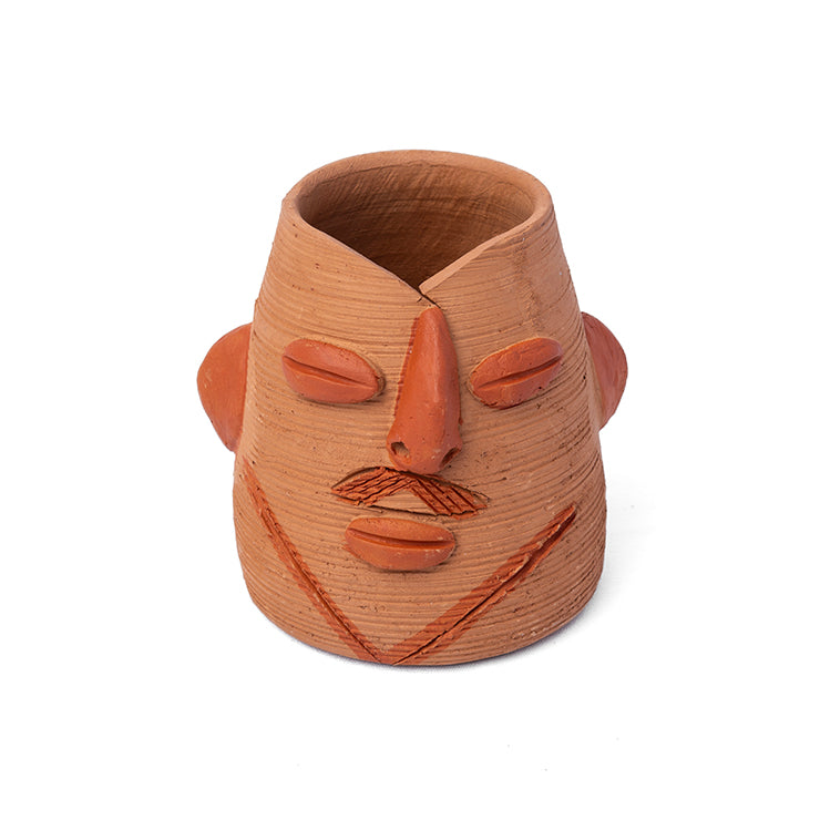 حامل أقلام / منظم مكتب مصنوع يدويًا من الطين المحروق من كلاينست (تصميم وجه منحوت)