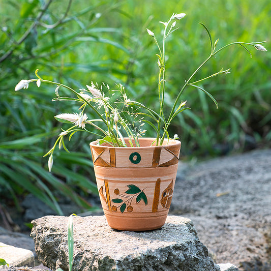 ClayNest Handpainted Geo Leaf Planter – 11.5cm