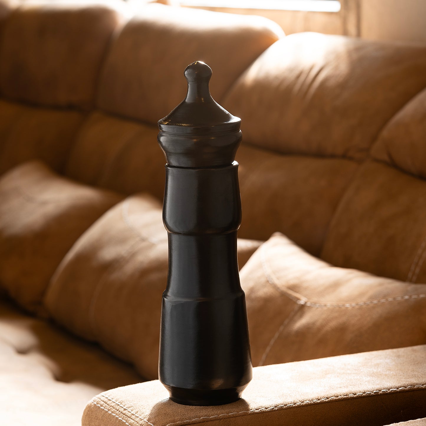 Crimson Noir Black Clay Bottle – Approx. 1L