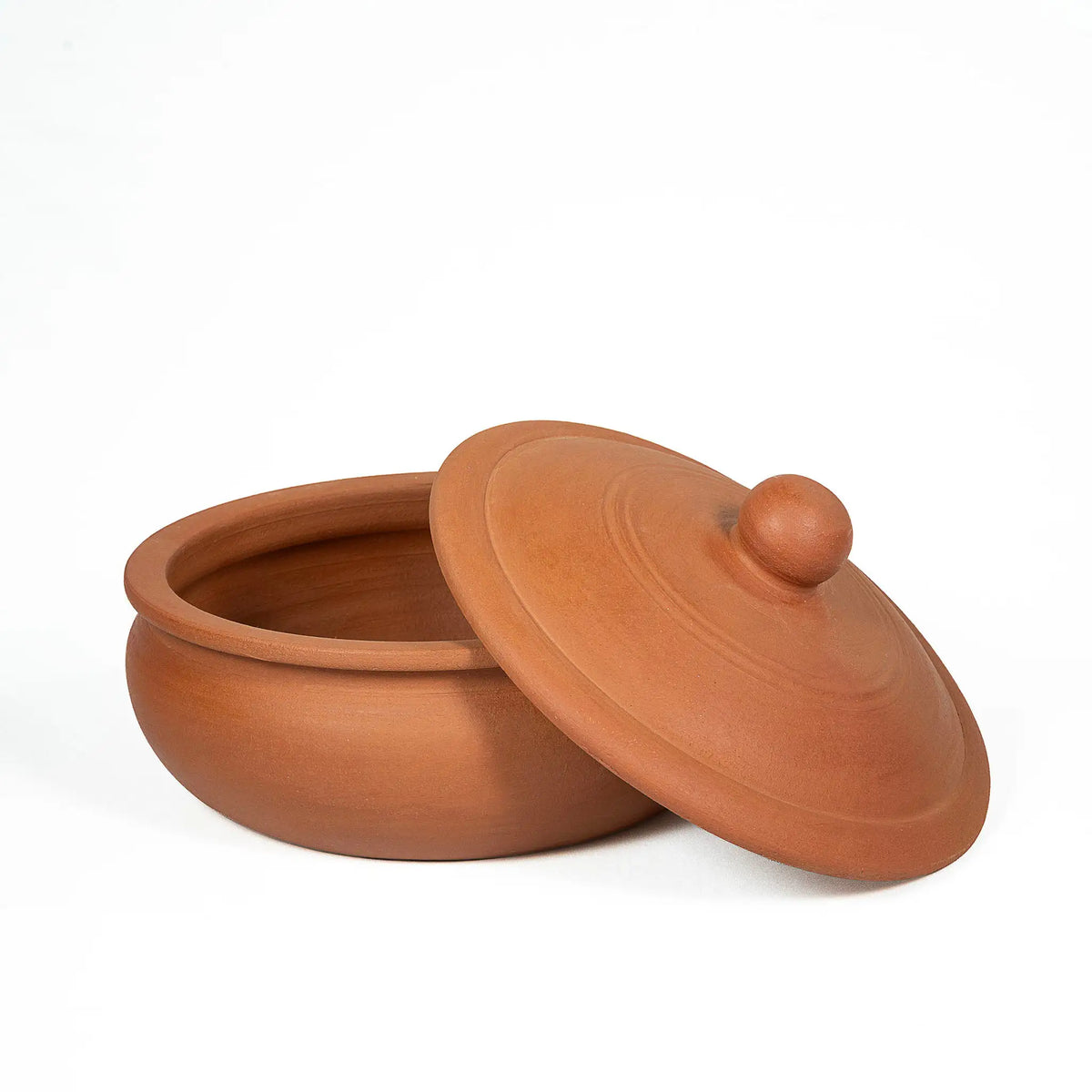 Handmade 2.5 litre terracotta handi for biryani and curries