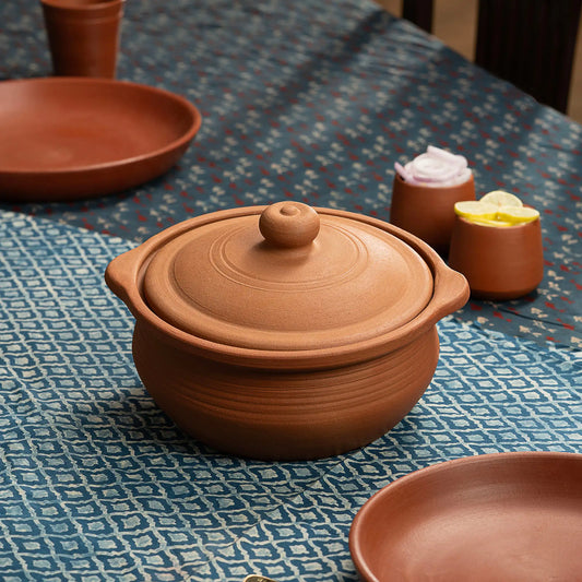 Terra Aseel handmade terracotta cooking pot with lid 2500 ml