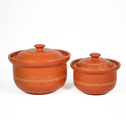 Terra Majlis terracotta serving bowls with lids in 1000 ml and 2000 ml sizes