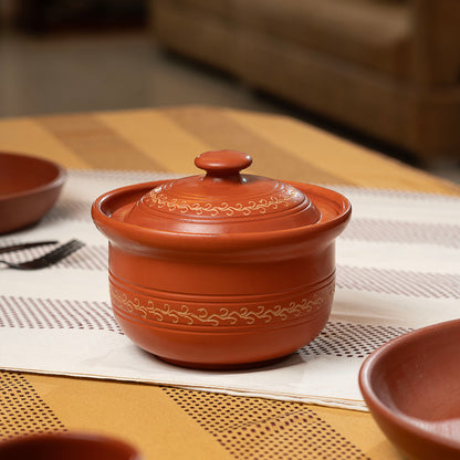 Terra Majlis terracotta serving bowl with lid in warm earthy finish