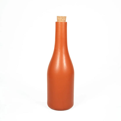 Terra Majlis 700 ml terracotta water bottle with natural cork stopper