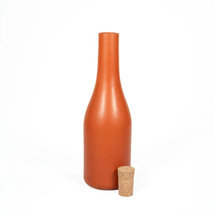 Terra Majlis 700 ml terracotta water bottle with natural cork stopper