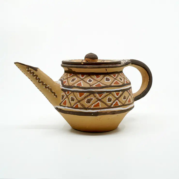NirvanaNiche Heritage Terracotta Kettle with Lid – 650 ml