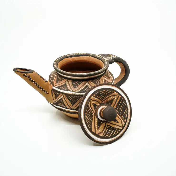 NirvanaNiche Heritage Terracotta Kettle with Lid – 650 ml
