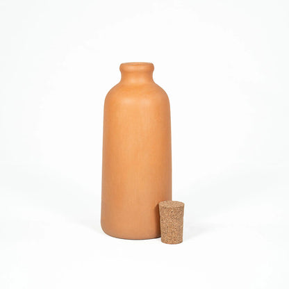 Terrapura Curve handmade terracotta water bottle 500 ml with cork stopper