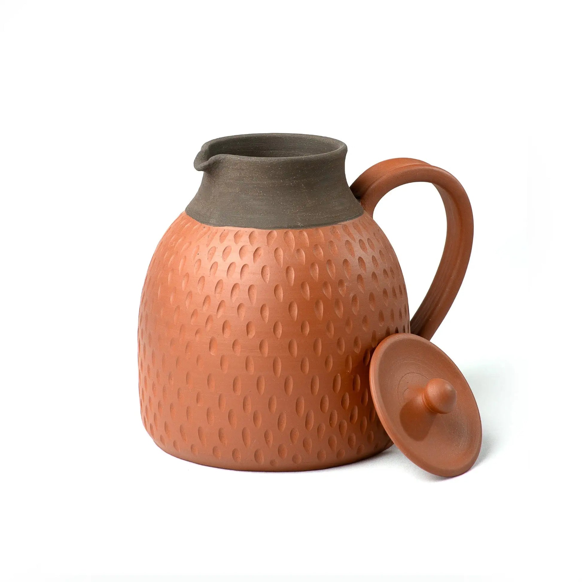 Layali terracotta jug with carved texture and contrast neck
